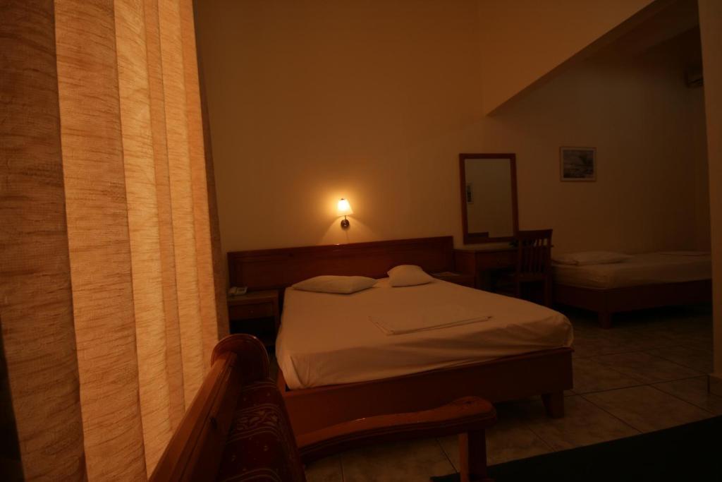 Lena Hotel Heraklion  Room photo